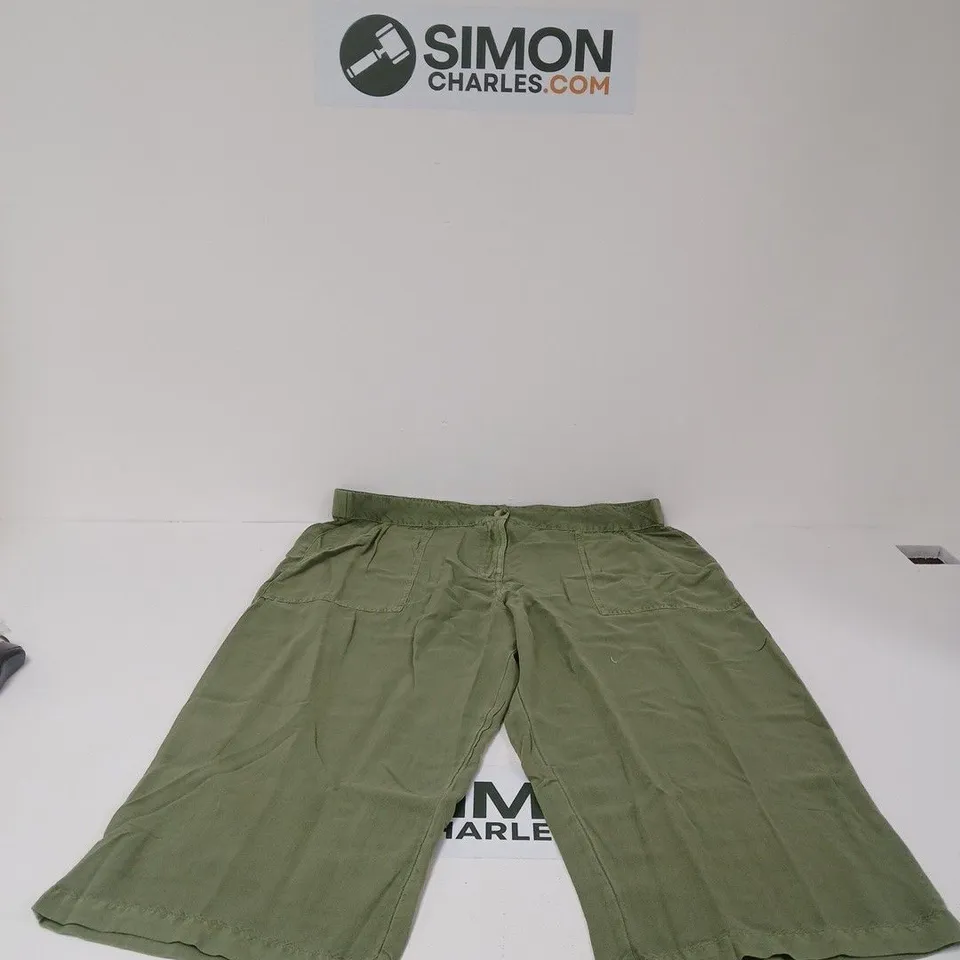 M & CO LADIES CROPPED CARPENTER TROUSERS KHAKI GREEN - UK 18 
