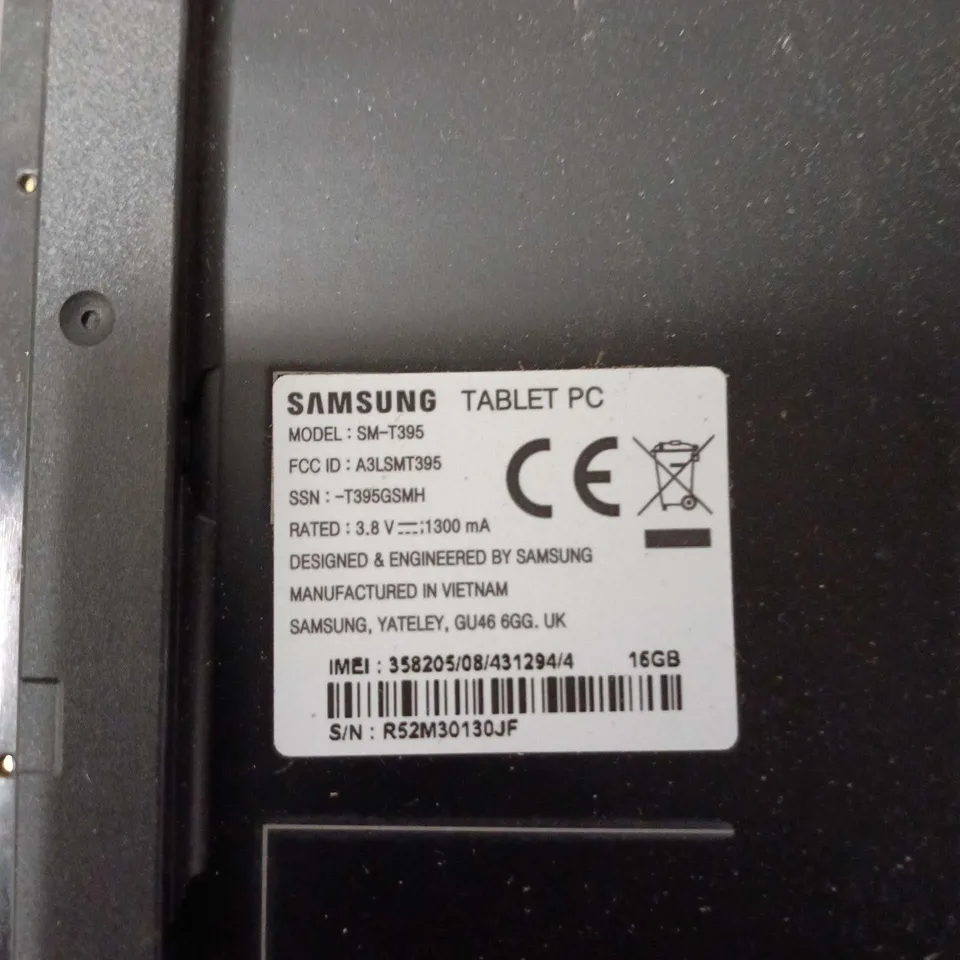 SAMSUNG TABLET PC SM-T395, 16GB – CRACKED SCREEN