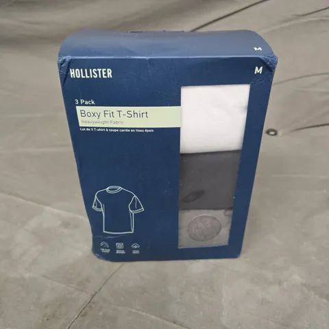 BOXED HOLLISTER 3 PACK OF HOLLISTER BOXY FIT T-SHIRTS - MEDIUM