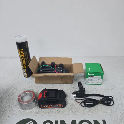 APPROXIMATELY 20 ASSORTED ITEMS INCLUDING F.EASY.D BATTERY, JCB EXTREME PERFORMANCE MPL MOLY GREASE AND LUCAS DISTRIBUTOR CAP