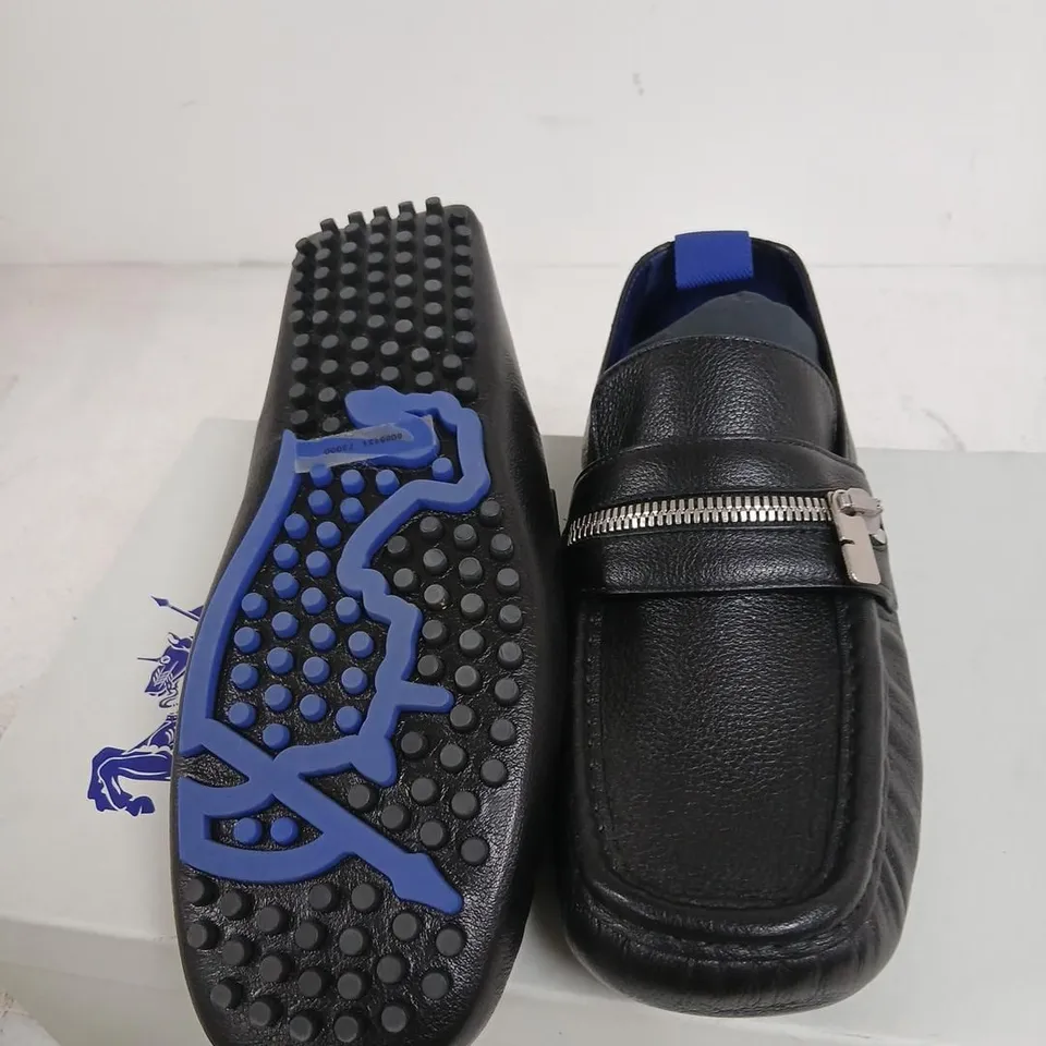 BURBERRY LEATHER LOAFERS – BLACK, UK 8 (EU 42) WITH ZIP DETAIL