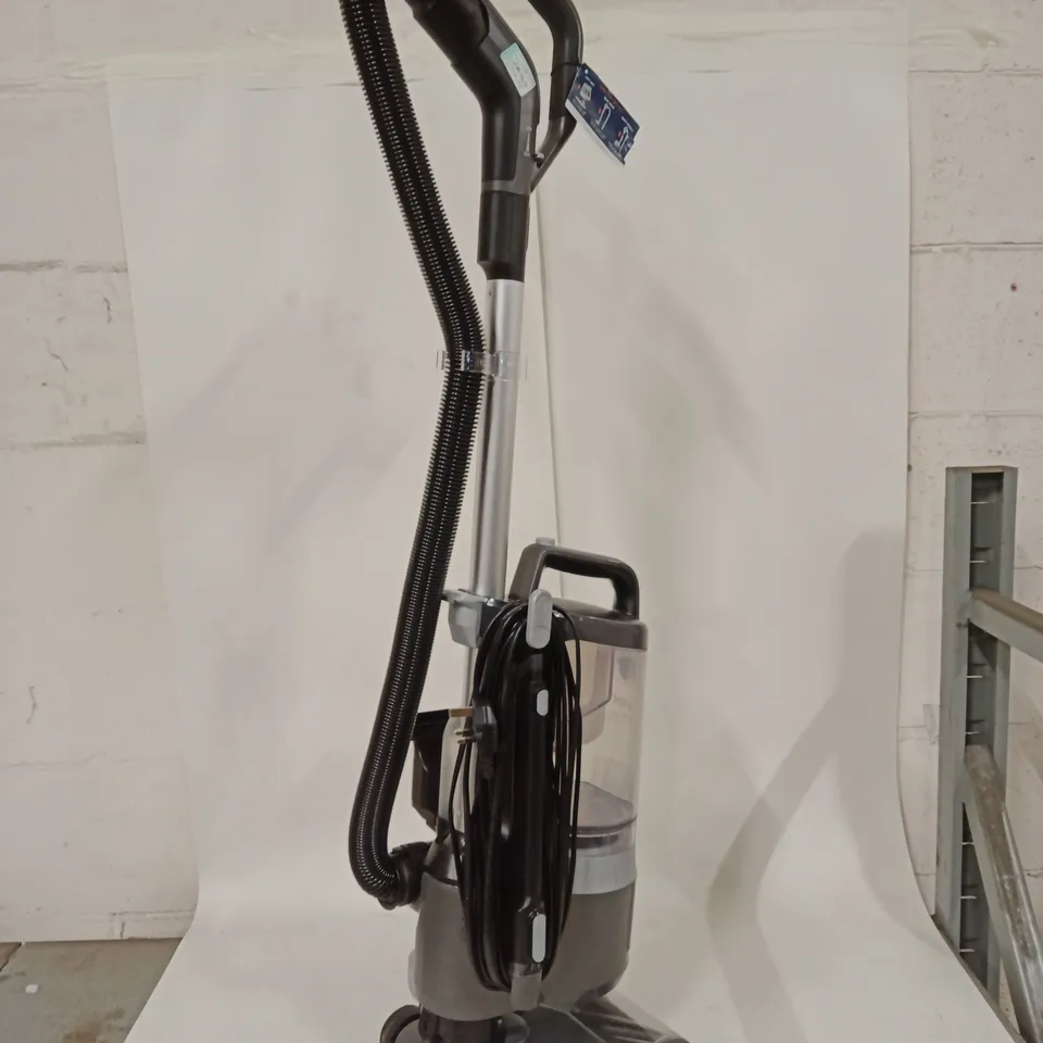 VAX LIFTO UPRIGHT VACUUM CLEANER (MODEL CDFH-LOXS)