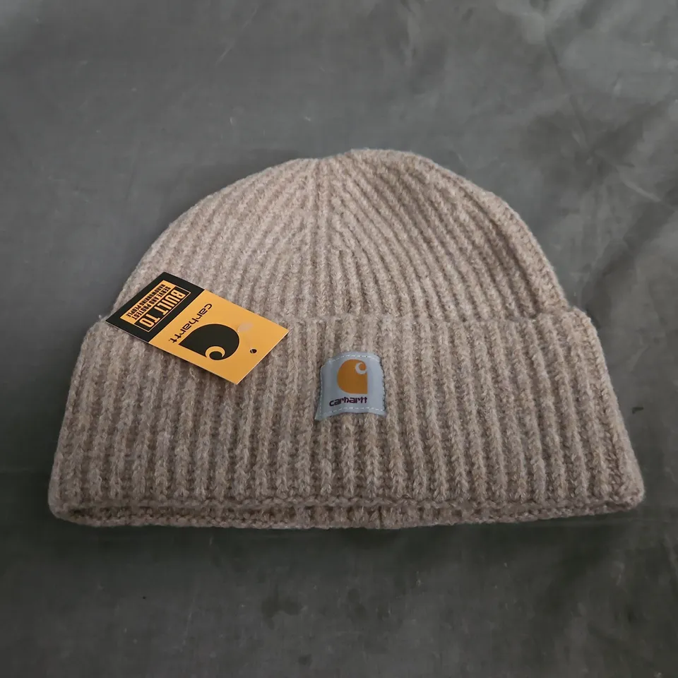 CARHARTT BEANIE HAT – BEIGE KNIT WITH LOGO PATCH