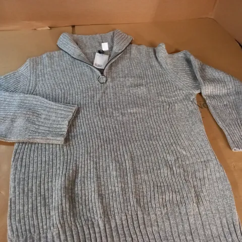 DIVIDED GREY QUARTER ZIP JUMPER - EUR S