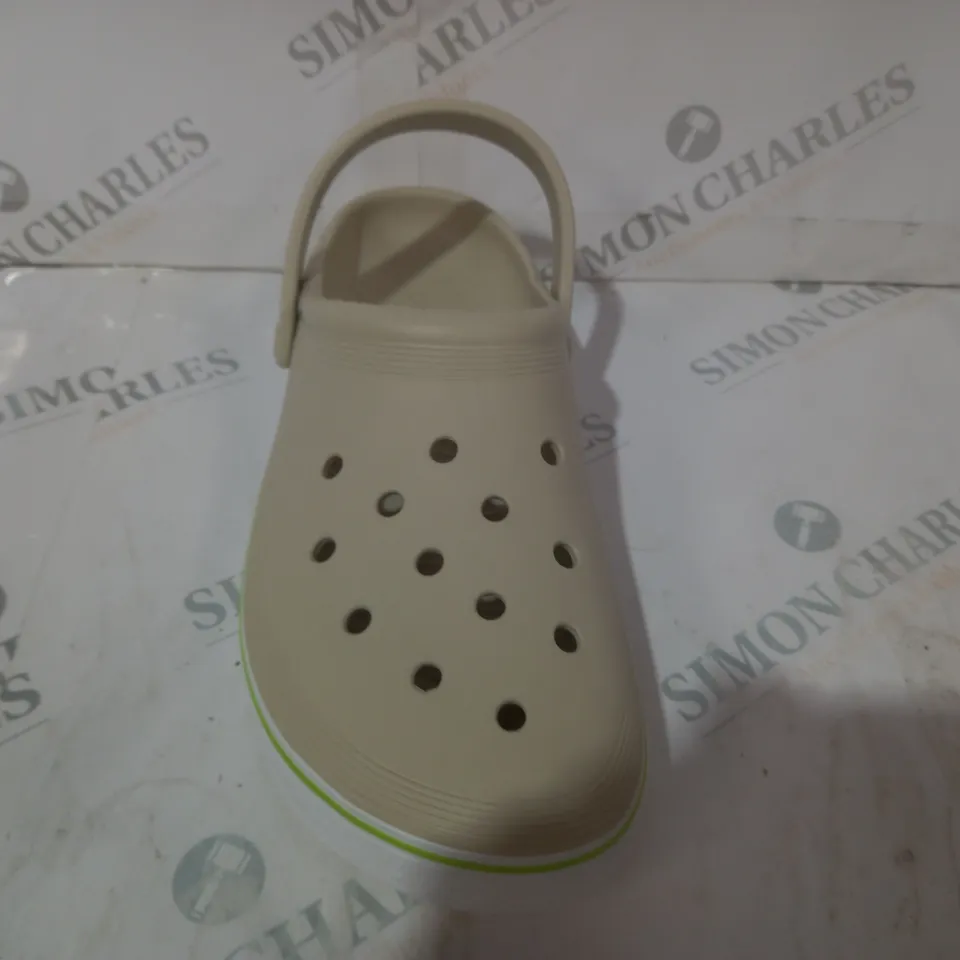 PAIR OF CROCS OFF COURT CLOGS IN BEIGE UK SIZE M10/W11