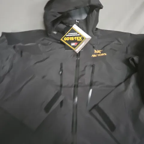 ARC'TERYX GORE-TEX HOODED JACKET – BLACK - SIZE L