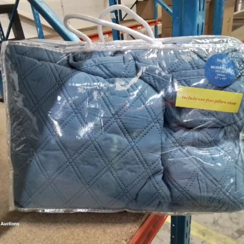 BAGGED BERNET POLYESTER GEOMETRIC SHAPES BEDSPREAD // SIZE: SINGLE