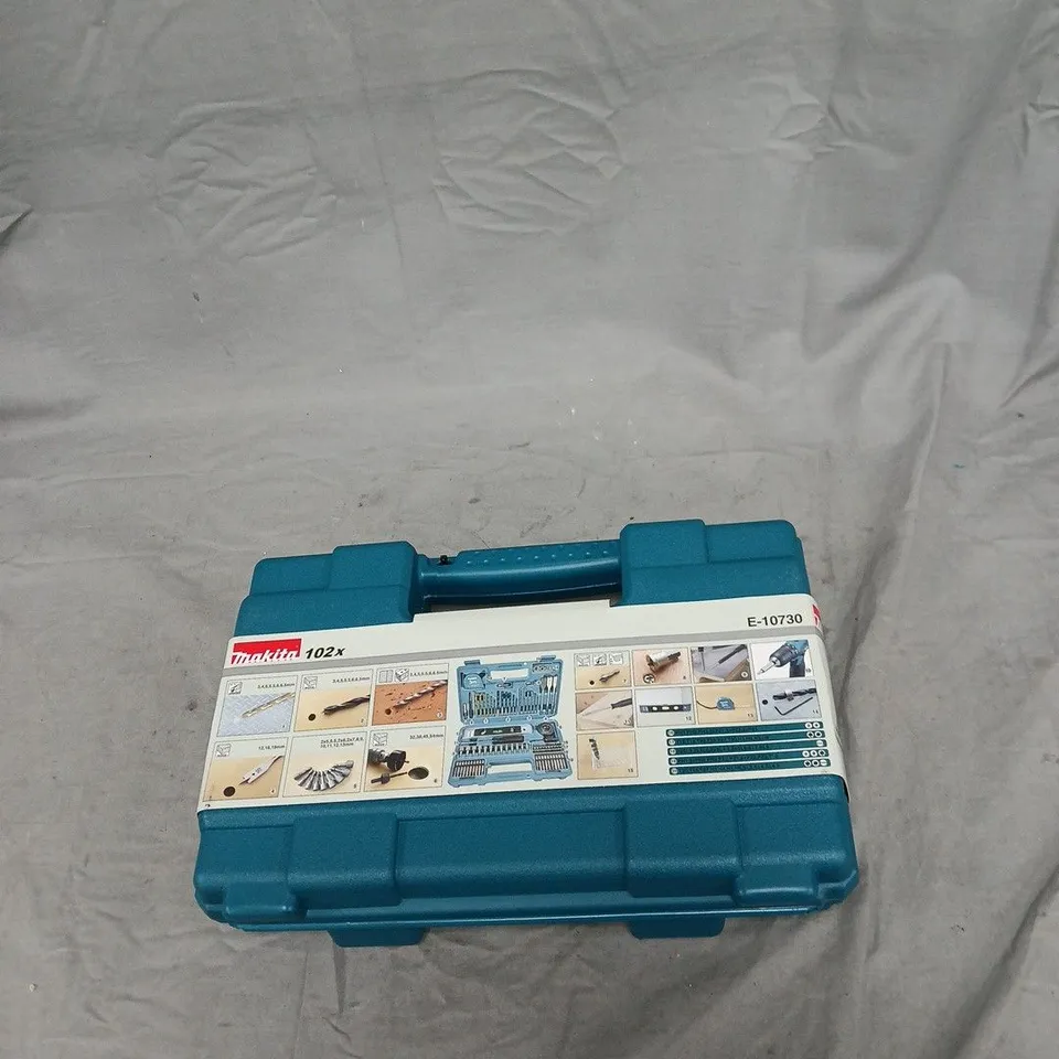 MAKITA 102X DRILL BIT SET IN BLUE CASE E-10730