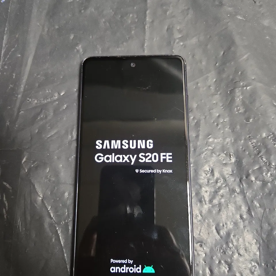SAMSUNG GALAXY S20 FE 5G SMARTPHONE – 128GB – PURPLE (BOXED)