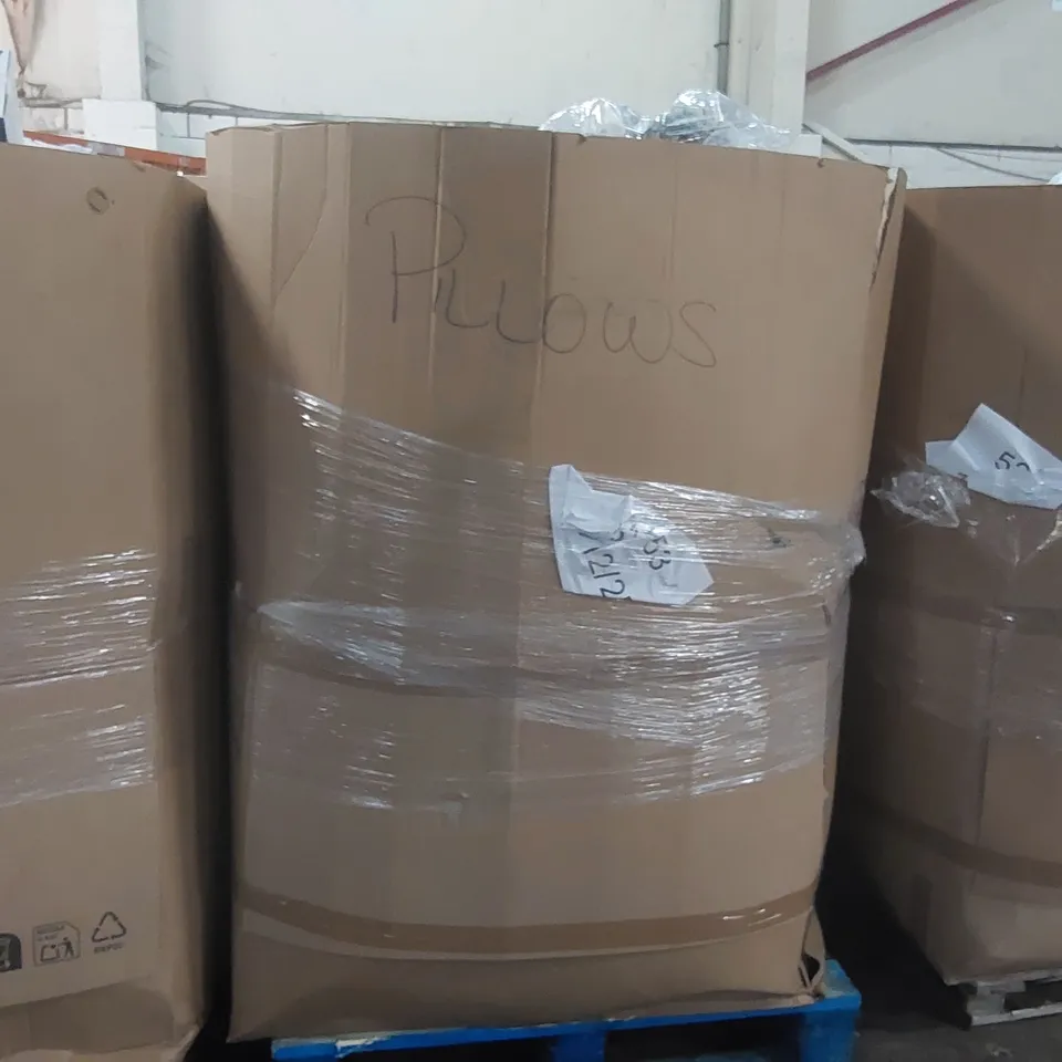 PALLET CONTAINING A VERY LARGE QUANTITY OF ASSORTED PILLOWS AND RELATED BEDDING/COMFORT PRODUCTS ECT