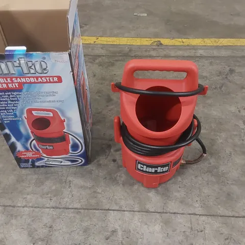BOXED CLARKE CPSB1 PORTABLE SANDBLASTER