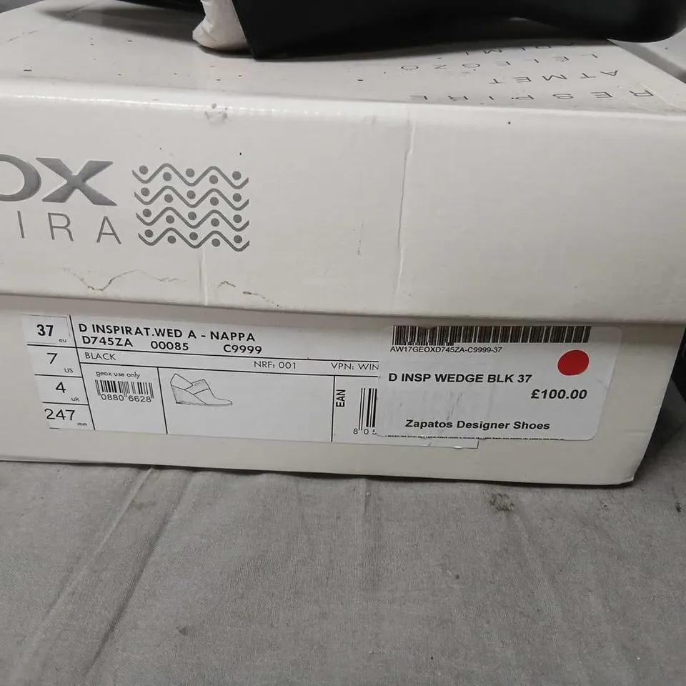 GEOX INSPIRA WEDGE BLACK LEATHER – UK 4 (EU 37)