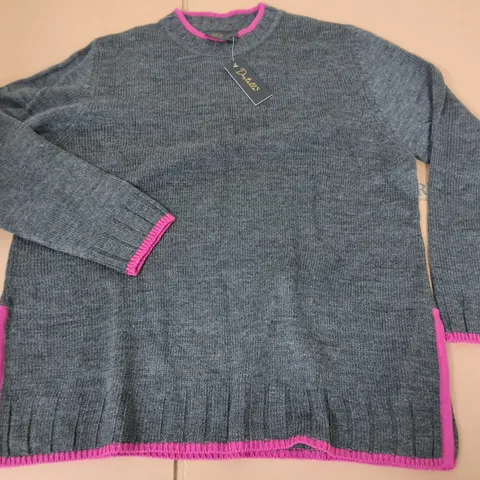 BRAND NEW DESTELLO GREY CREW JUMPER WITH PINK TRIM - UK 18