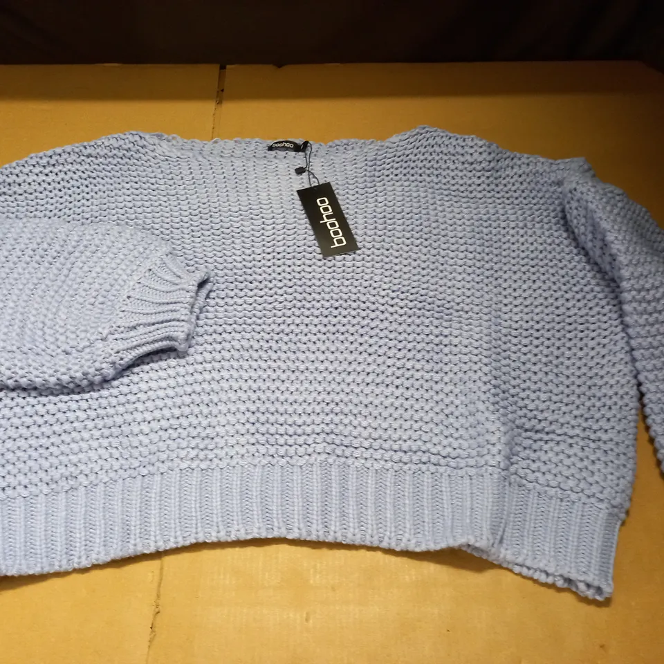 BOOHOO PREMIUM CHUNKY CROP JUMPER IN BLUE - M