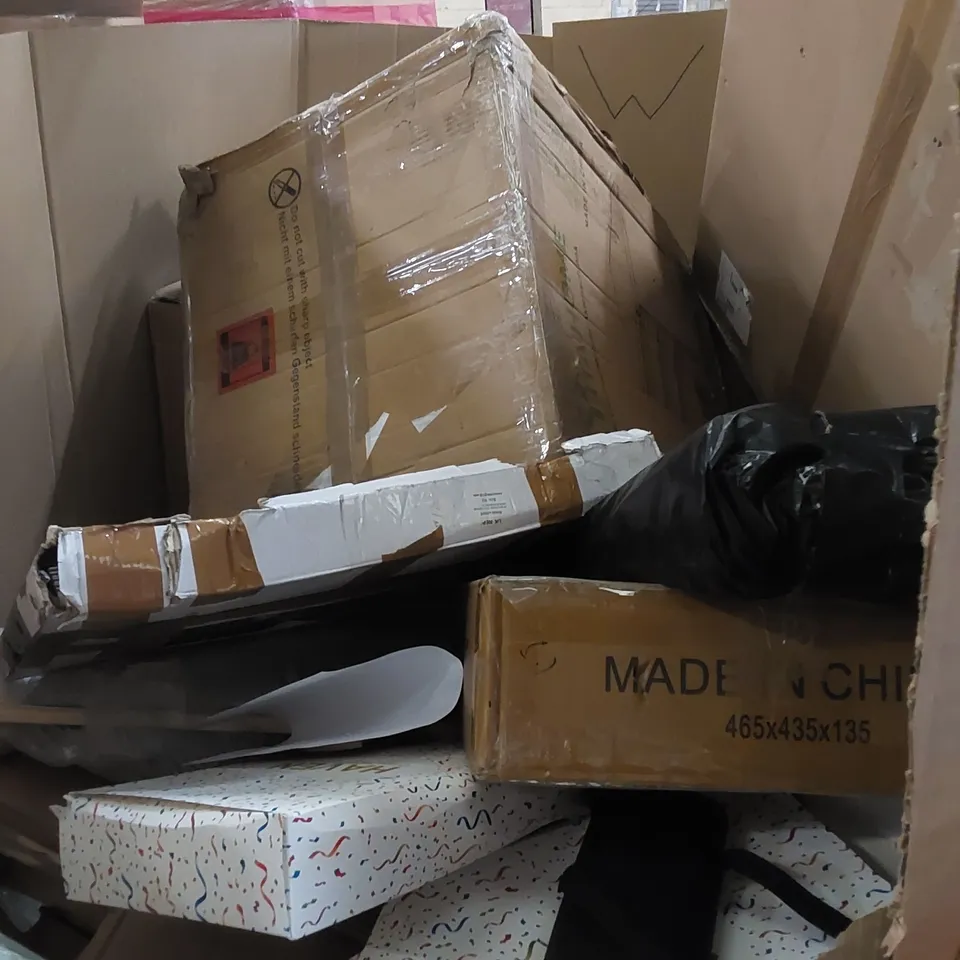 PALLET OF ASSORTED HOUSEHOLD ITEMS AND CONSUMER PRODUCTS. INCLUDING; BOXED FURNITURE ETC