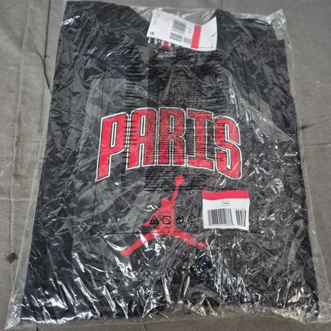BAGGED NIKE JORDAN PARIS TEE IN BLACK - LARGE