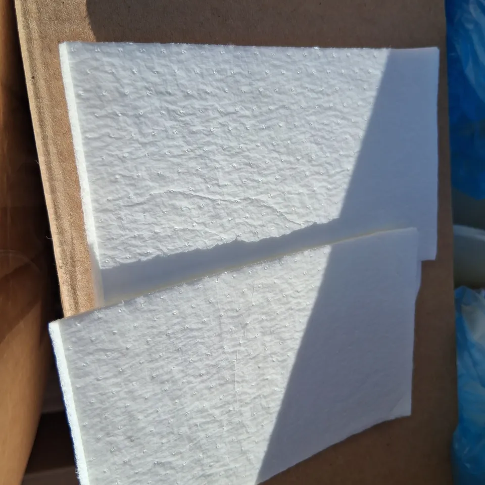 PALLET OF APPROXIMATELY 10,000 FOAM PADS