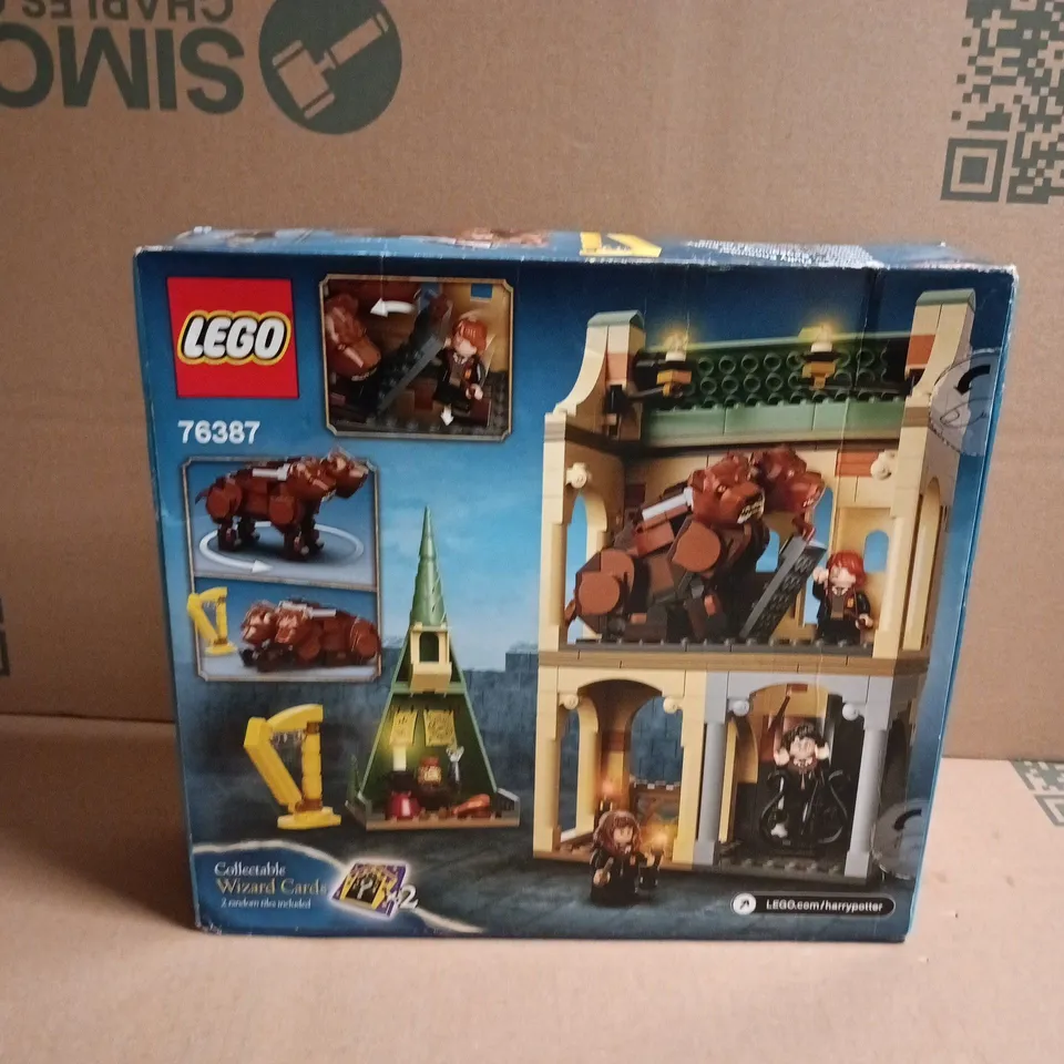 LEGO HARRY POTTER 76387 HOGWART'S FLUFFY ENCOUNTER – BOXED SET