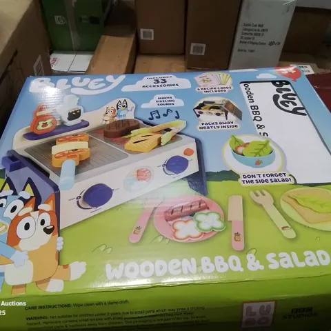 BOXED BLUEY WOODEN BBQ AND SALAD SET