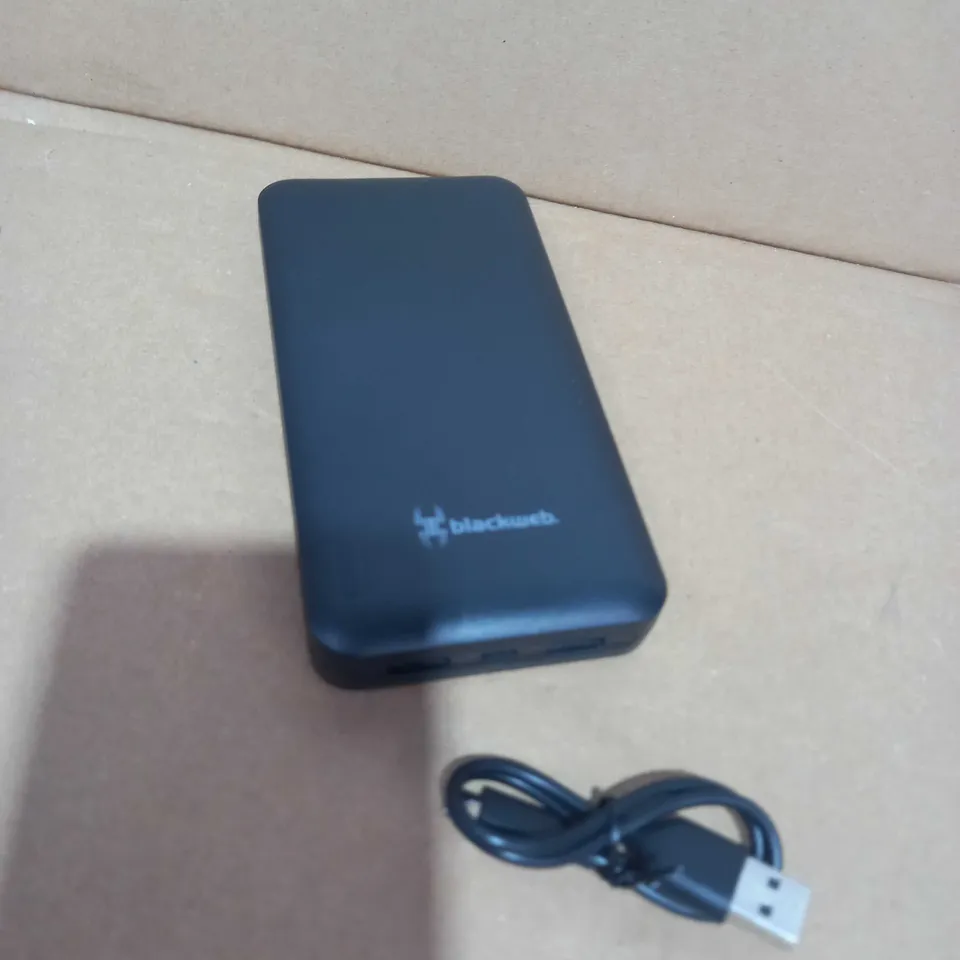 BLACKWEB 15000MAH SLIM POWER BANK
