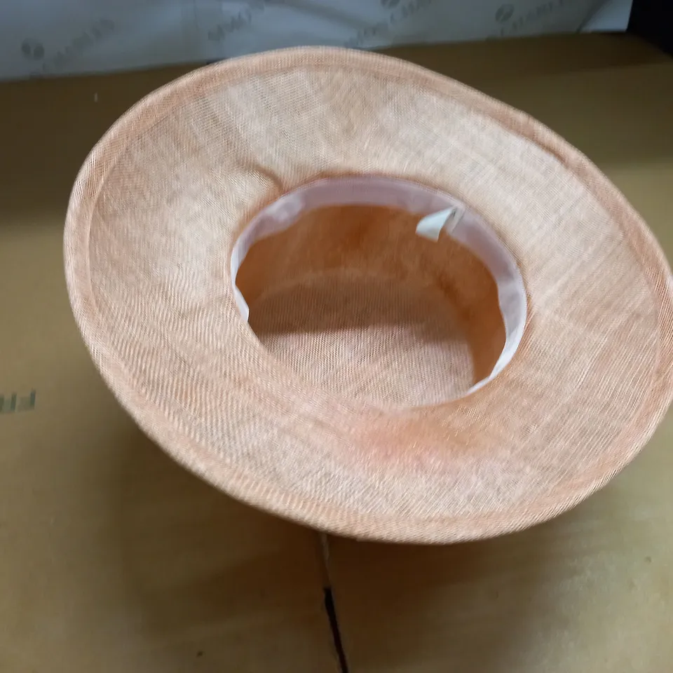 embellished straw hat 