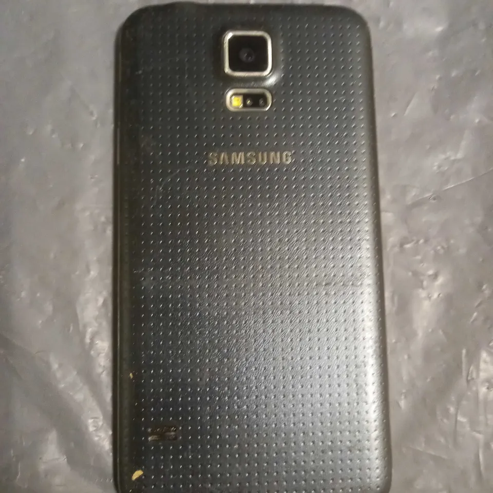 SAMSUNG GALAXY S5 SM-G900F MOBILE PHONE