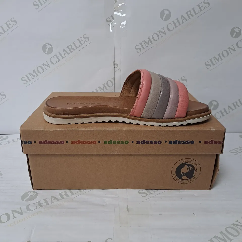 BOXED PAIR OF ADESSO MULTI COLOURED FOOTBED SANDALS SIZE 6