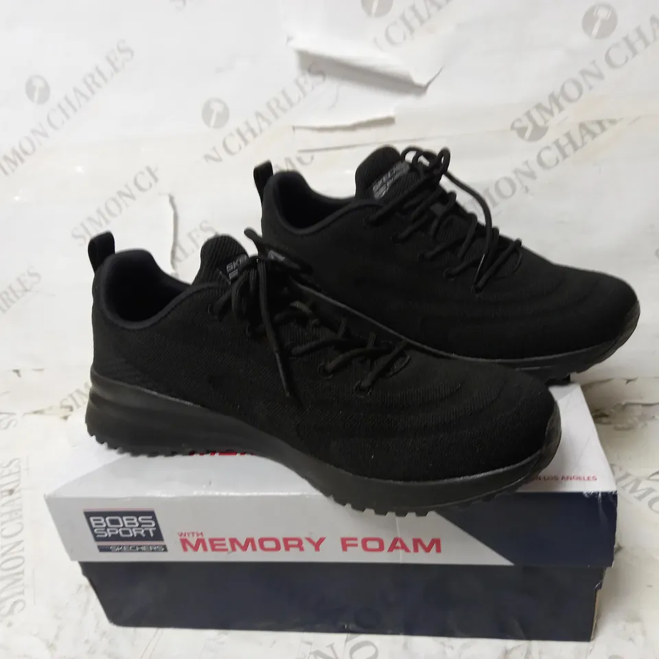 SKECHERS BLACK TRAINERS SIZE 6
