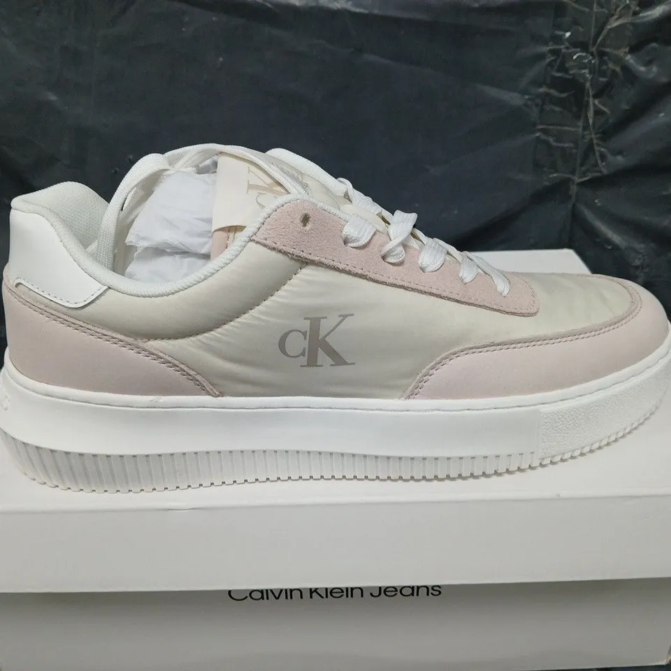 BOXED PAIR OF CALVIN KLEIN CHUNKY CUPSOLE LOW MIX TRAINERS - UK SIZE 40 