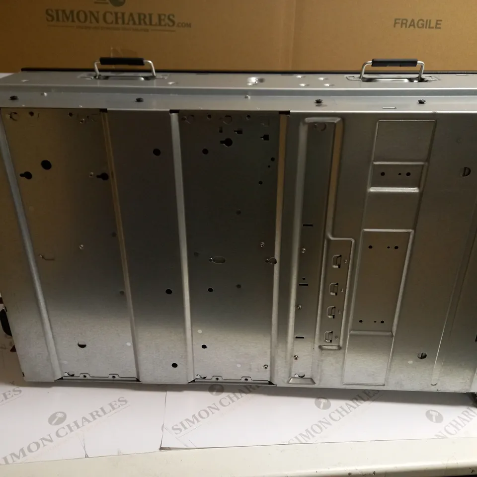 HP PROLIANT ML350P GEN8 TOWER SERVER