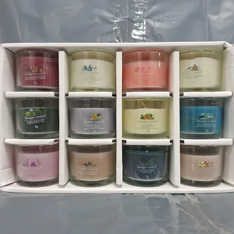 YANKEE CANDLE FESTIVE SET