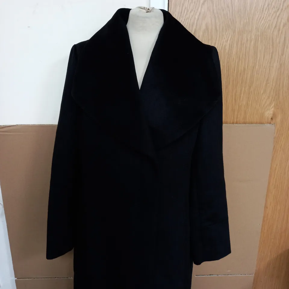PHASE EIGHT NICCI COAT IN BLACK SIZE 16 