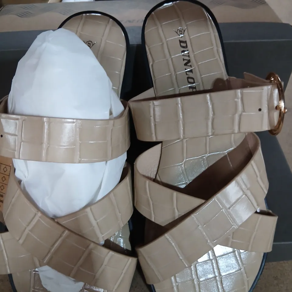 DUNLOP JADE DLP117 CREAM SANDALS – UK 5