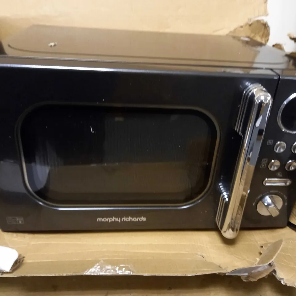 MORPHY RICHARDS 20L DIGITAL SOLO MICROWAVE BLACK