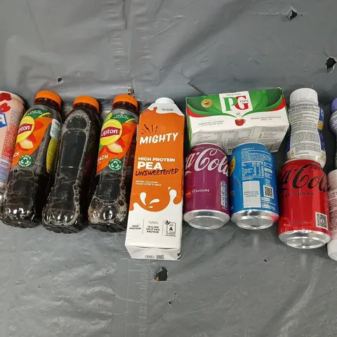 TOTE OF APPROXIMATELY 10 ASSORTED DRINKS ITEMS TO INCLUDE -LIPTON TEA, FANTA, AND COCA COLA ETC.