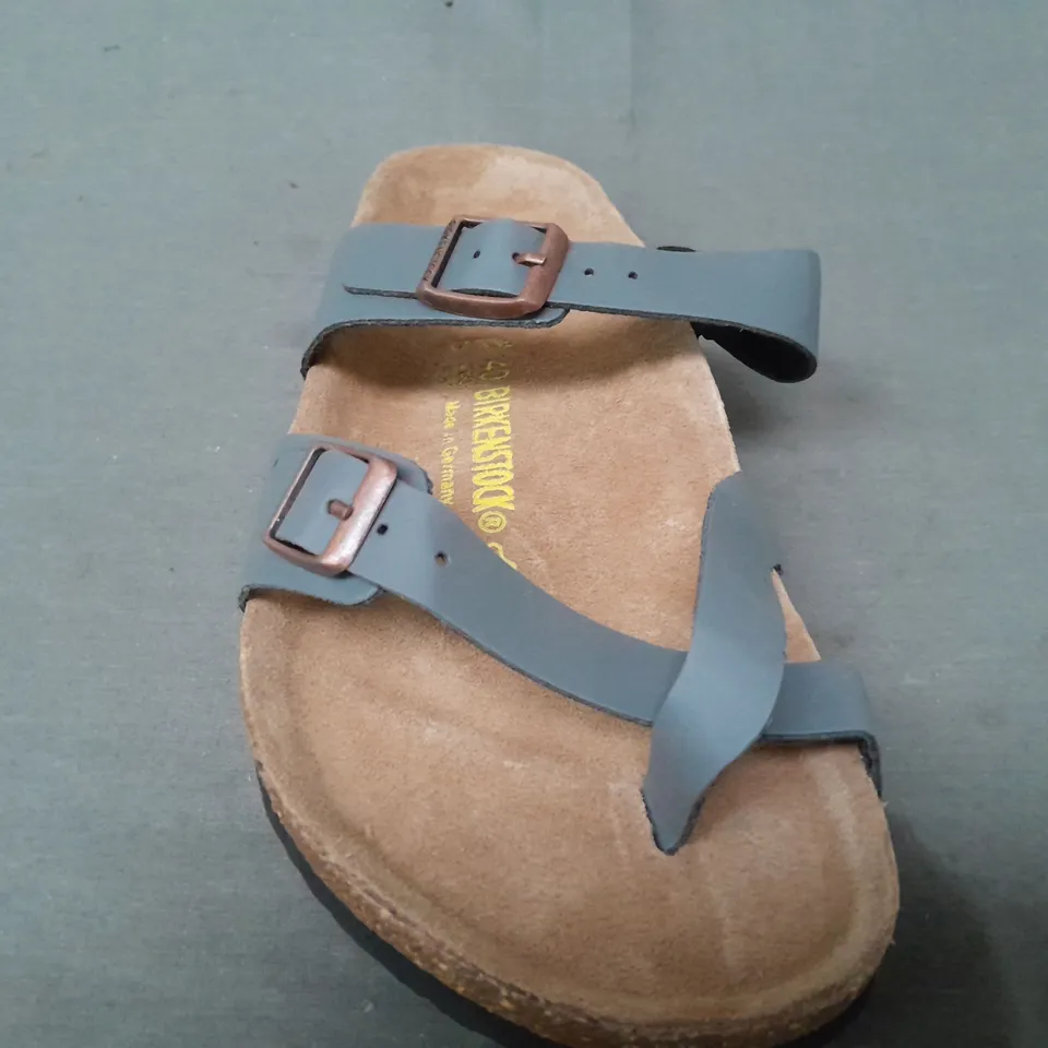 BOXED PAIR OF BIRKENSTOCK SANDALS IN GREY EU SIZE 40