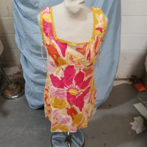 NOBODY'S CHILD WOMEN'S FLORAL DRESS β PINK & YELLOW PRINT - UK SIZE 10