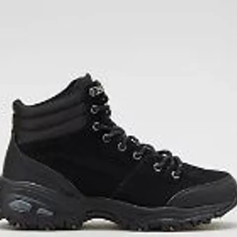 SKECHERS D'LITES SATIN COLLAR LACE UP BOOT BLACK SIZE 6