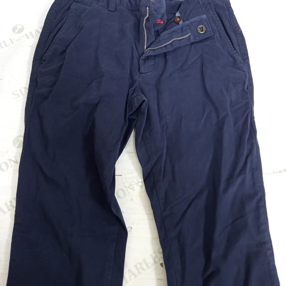 SPOKE BUILD A NAVY CHINOS - W28