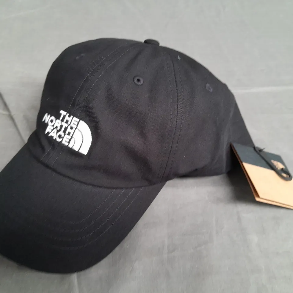 NORTH FACE BLACK BAEBALL CAP - ONE SIZE