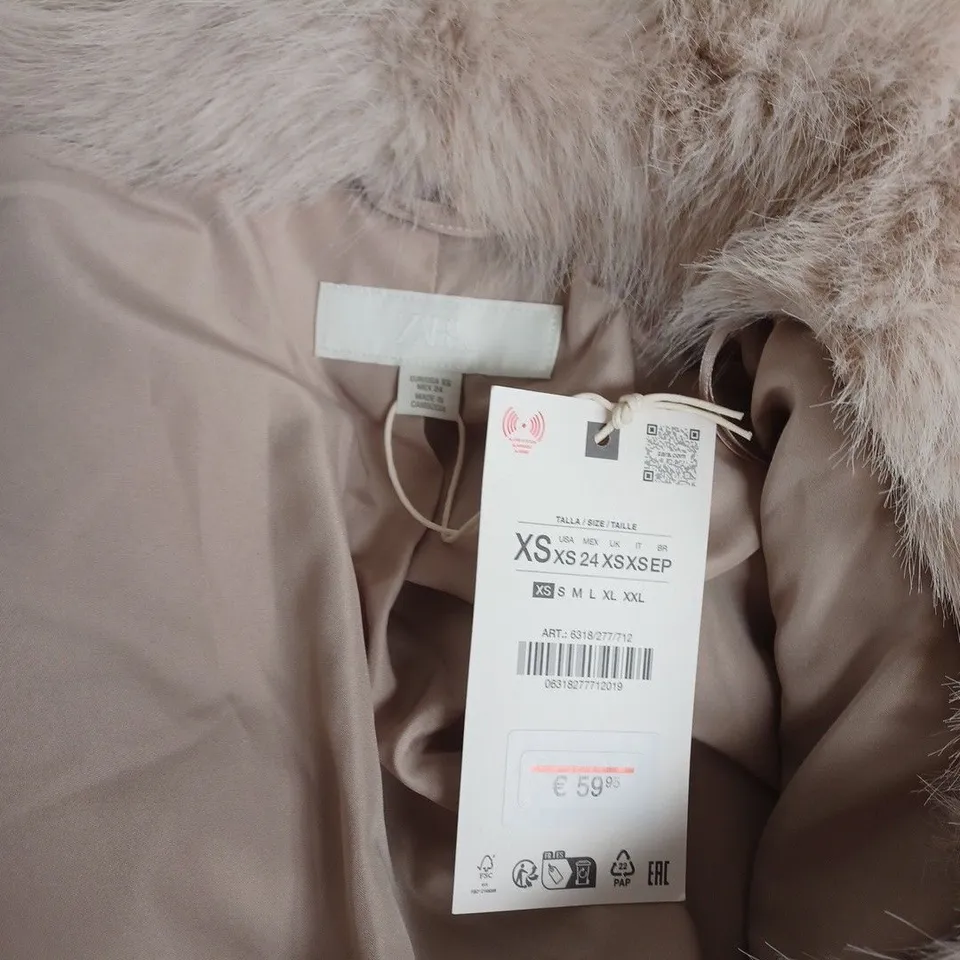 ZAEA WOMEN'S BEIGE FAUX FUR CROPPED JACKET – XS