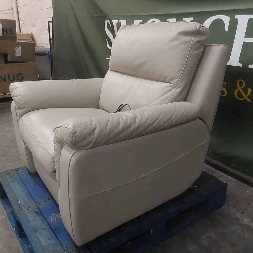 QUALITY DESIGNER ITALIAN LEATHER ELECTRIC RECLINER ARMCHAIR IN DOVE COLOUR 