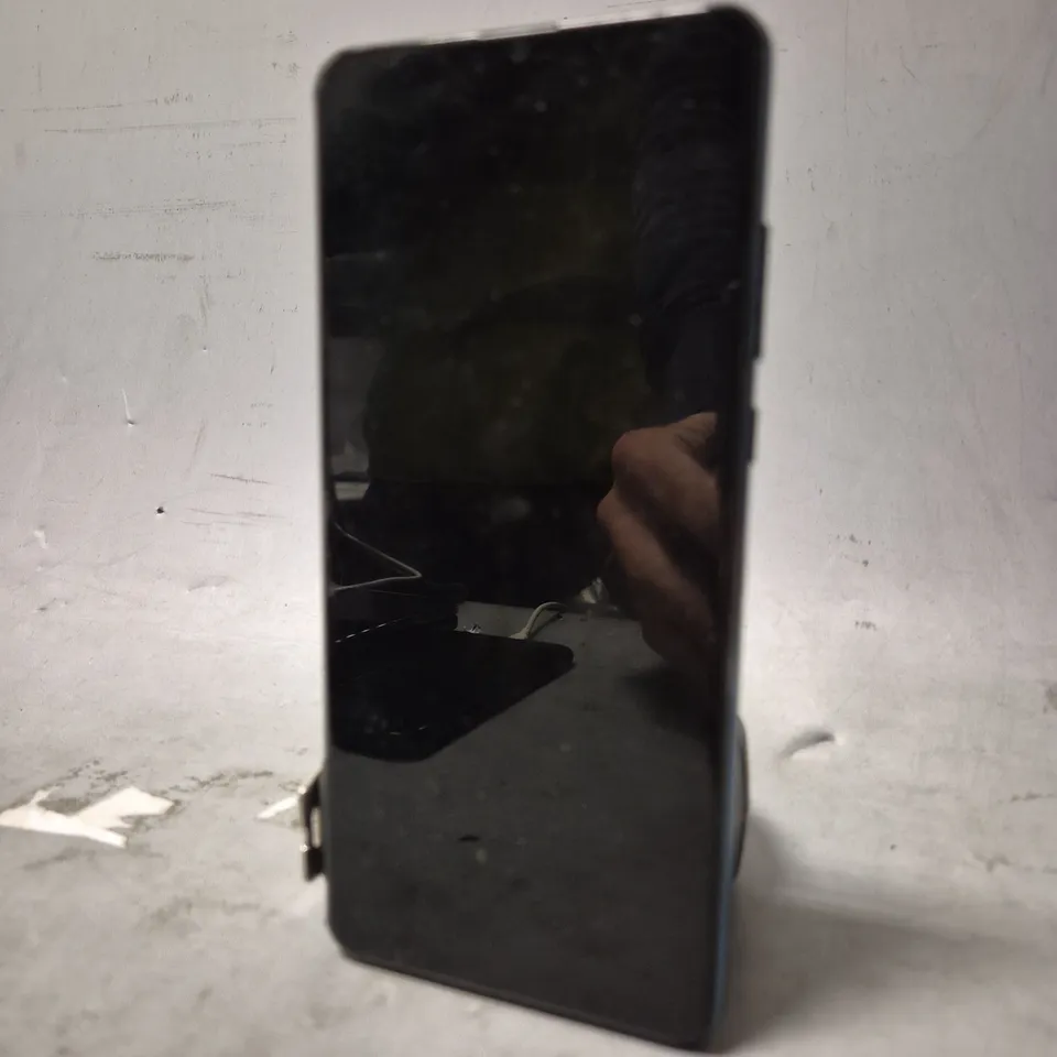 CUBOT MOBILE PHONE - MODEL UNSPECIFIED 