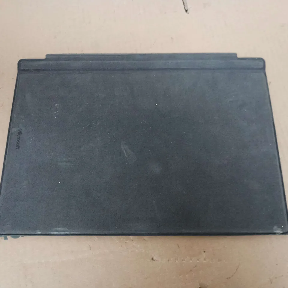 MICROSOFT DETACHABLE BLACK TABLET KEYBOARD