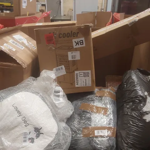 PALLET CONTAINING A VERY LARGE QUANTITY OF ASSORTED ITEMS INCLUDING: AIR COOLER, RUGS, LOVELY DOG CUSHION ECT