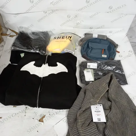 BOX OF APPROXIMATELY 18 ASSORTED ITEMS TO INCLUDE - DRESSES , JUMPERS , AND T-SHIRTS ETC