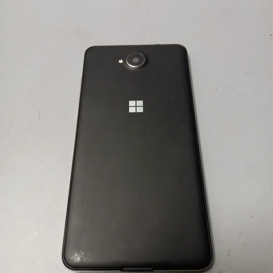 MICROSOFT LUMIA 