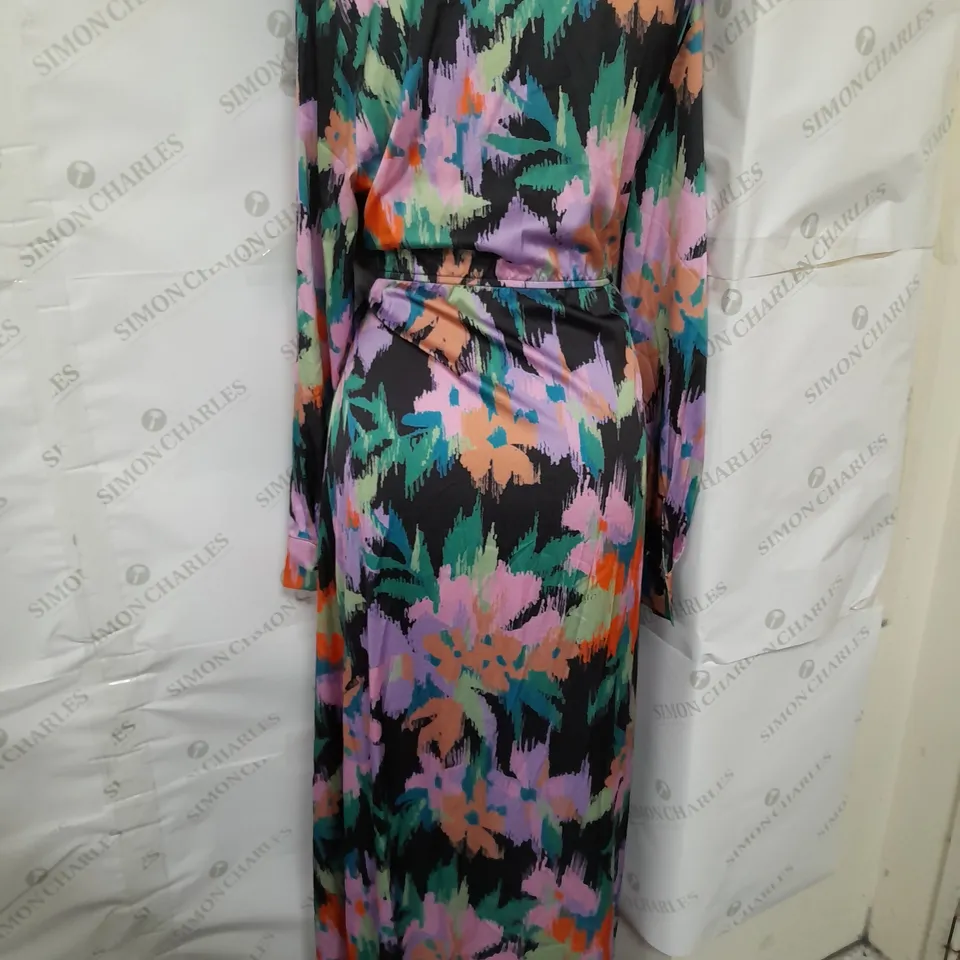 ZIBILONDON SILK ROBE IN MULTICOLOURED FLORAL SIZE 12