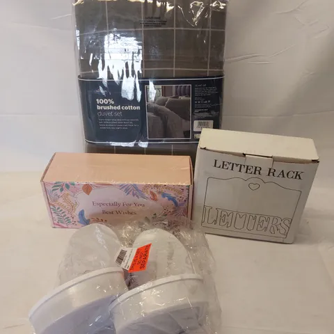 APPROXIMATELY 4 ASSORTED BRAND NEW BOXED PRODUCTS TO INCLUDE;