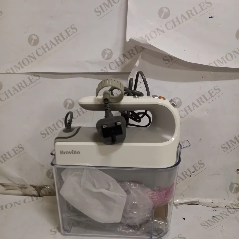 BREVILLE HEATSOFT HAND MIXER 